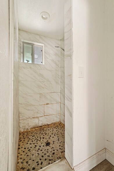 More Photos Of 104 E Lodi Ave, Lodi Storefront Retail Office For Sale