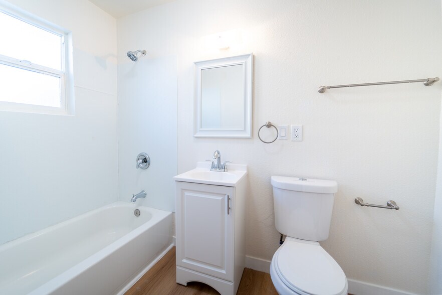 More Photos Of 1227 Coolidge Ave, National City Apartments For Sale