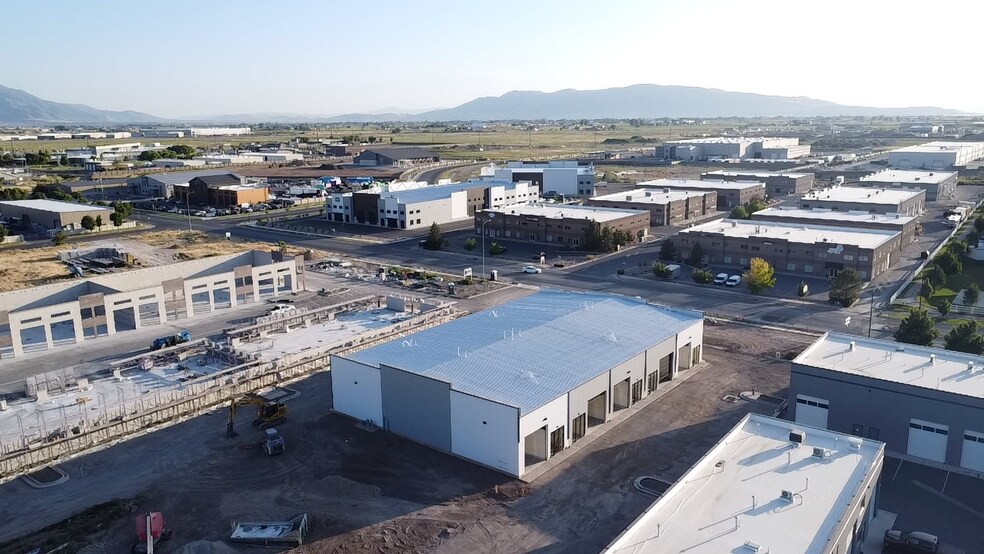 More Photos Of 3584 N Main St, Spanish Fork Industrial For Lease