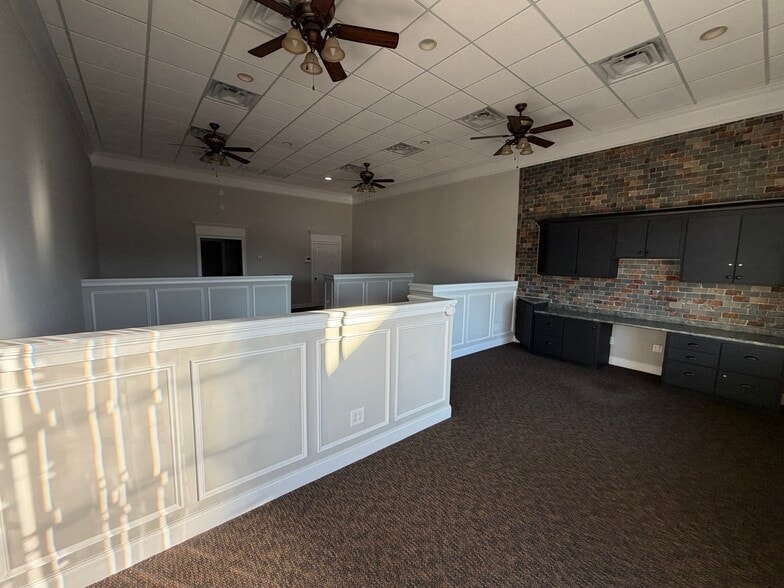 More Photos Of 3520 US Highway 41 N, Byron General Retail For Lease