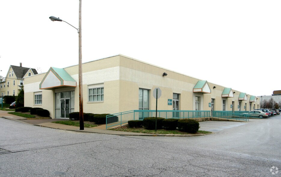 More Photos Of 61-103 Mellor Ave, Catonsville Unknown For Lease