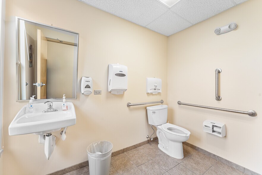 More Photos Of 1206 W Sherman Ave, Vineland Office For Sale