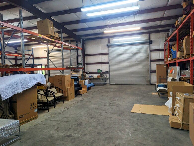 More Photos Of 2261 Dawes Rd, Mobile Warehouse For Sale