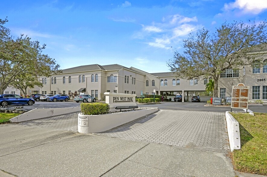 More Photos Of 2801 Fruitville Rd, Sarasota Medical For Lease