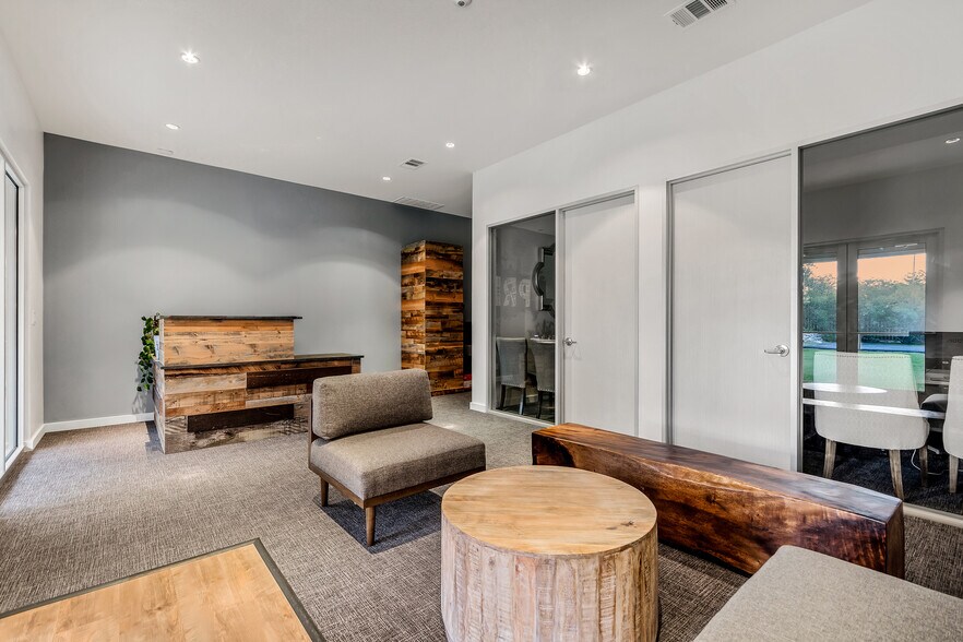 More Photos Of 2606 Ranch Road 620 N, Austin Loft Creative Space For Sale