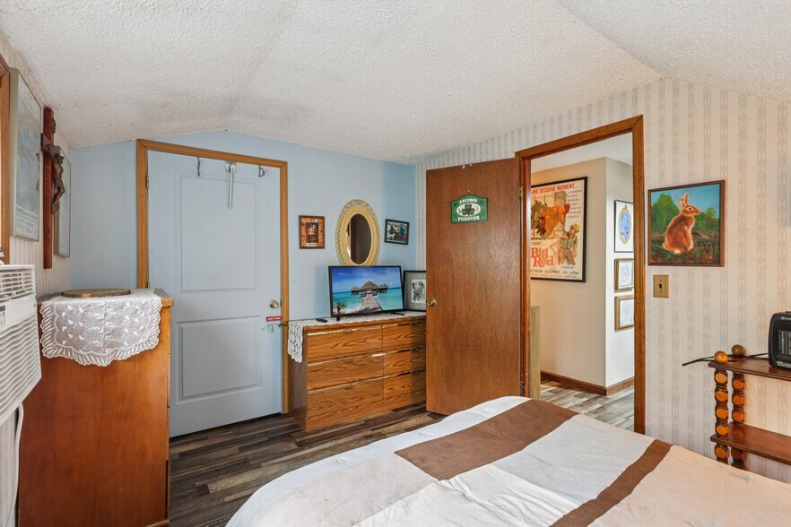 More Photos Of 170 S Hope Chapel Rd, Jackson Specialty For Sale