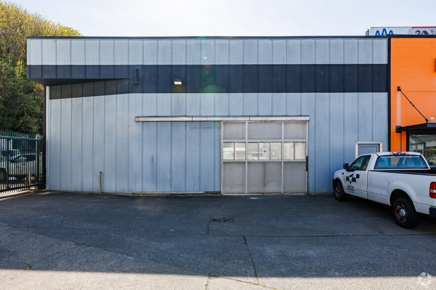 More Photos Of 1414-1418 Elliott Ave W, Seattle Warehouse For Lease