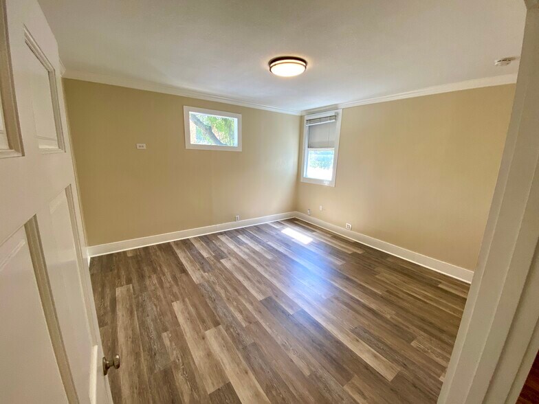 More Photos Of 78 San Marcos St, Austin Office Residential For Lease