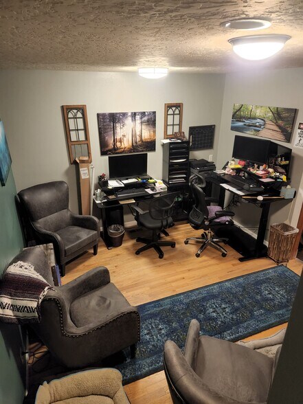 More Photos Of 10150 NW Glencoe Rd, North Plains Medical For Lease