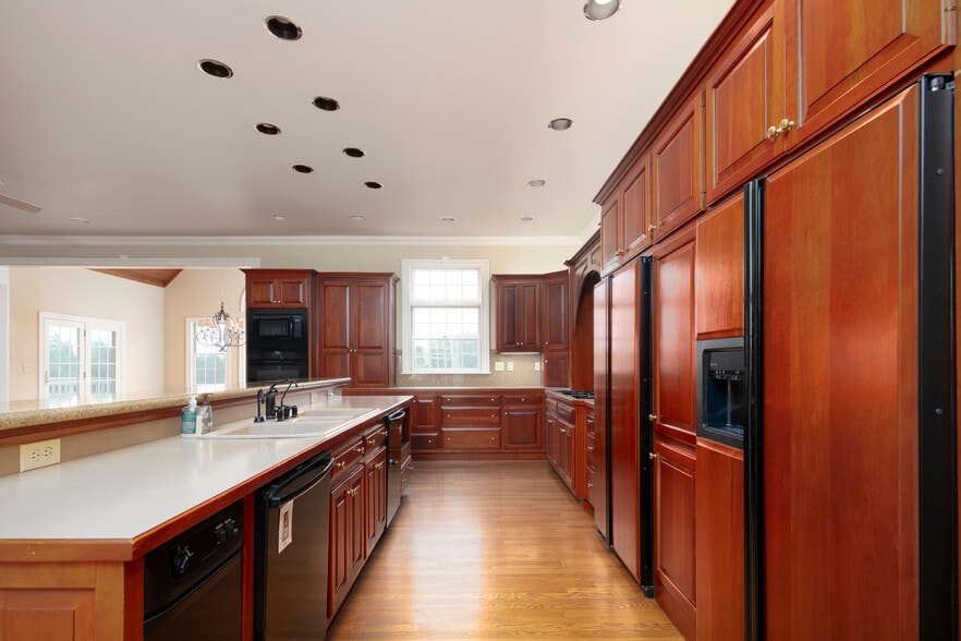 More Photos Of 4664 Lexington Rd, Winchester Specialty For Sale