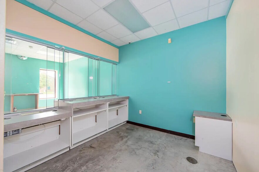 More Photos Of 1615 Saint Mary St, Thibodaux Storefront For Lease