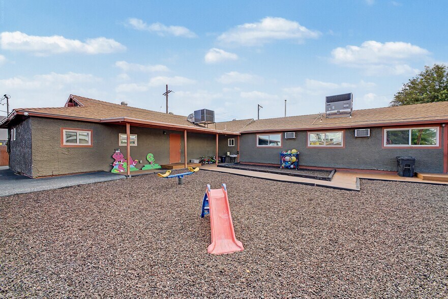 More Photos Of 3700 Vegas Dr, Las Vegas Daycare Center For Sale