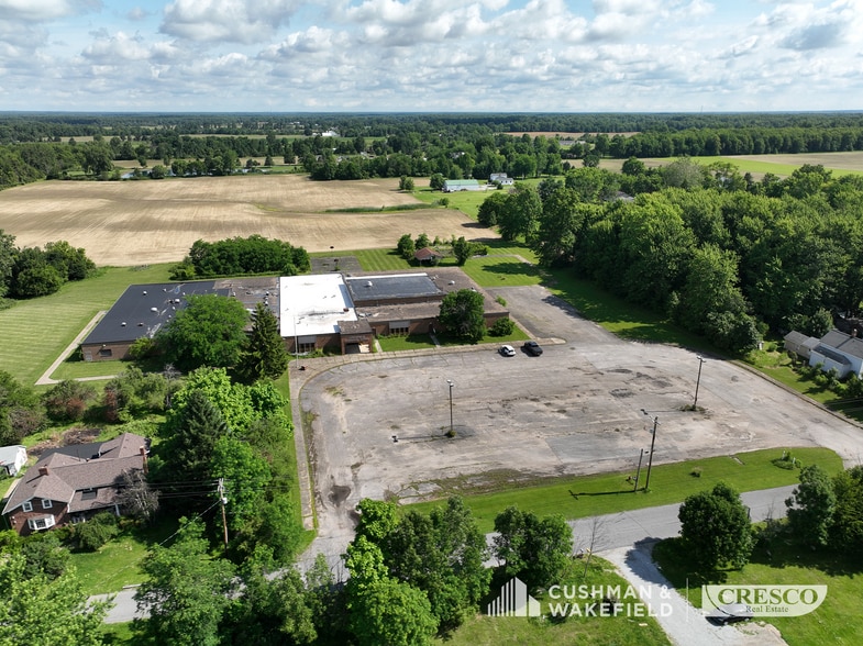 More Photos Of 9339 Brooker St, Litchfield Schools For Sale