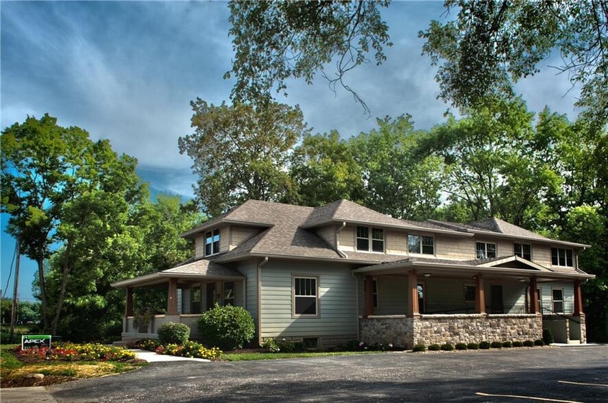 Primary Photo Of 11644 N Michigan Rd, Zionsville Office Residential For Sale