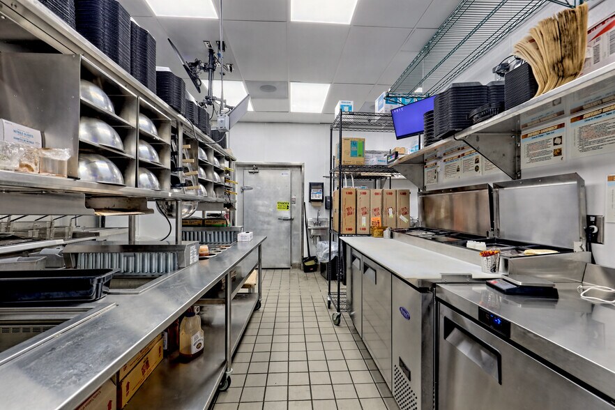 More Photos Of 515 Historic 441 Hwy, Cornelia Fast Food For Sale