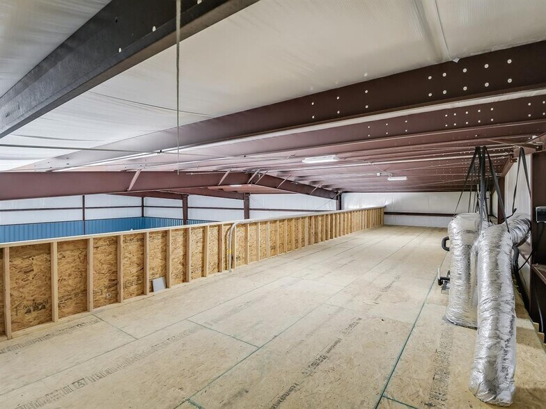 More Photos Of 20376 FM 2252, Garden Ridge Warehouse For Sale