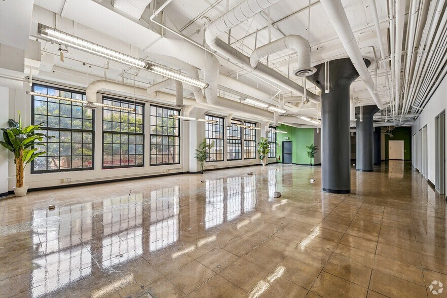 More Photos Of 1000 Van Ness Ave, San Francisco Apartments For Lease