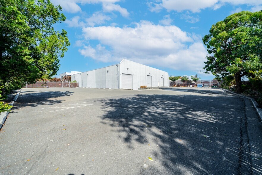 More Photos Of 193-199 Topaz St, Milpitas Warehouse For Lease