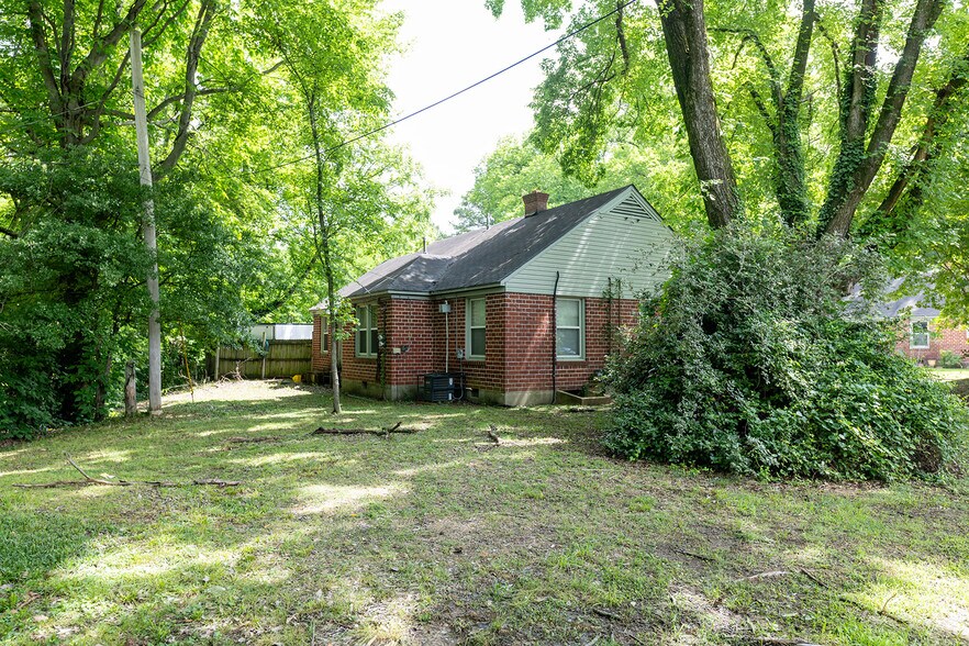 More Photos Of 1393 Lapaloma Cir, Memphis Apartments For Sale