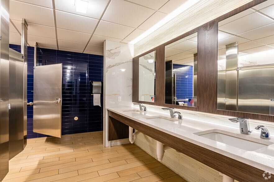 More Photos Of 485 Route 1 S, Iselin Unknown For Lease