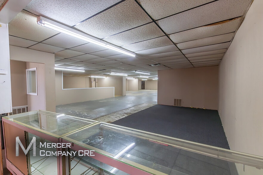 More Photos Of 440-460 N Rockwell Ave, Oklahoma City Unknown For Lease