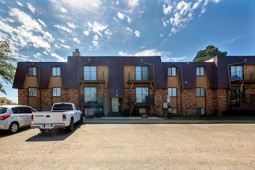 More Photos Of 5202 Bangor Ave, Lubbock Apartments For Sale