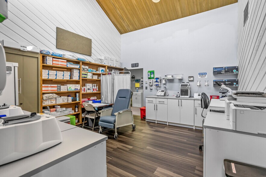 More Photos Of 7511 W Arrowhead Ave, Kennewick Office For Lease