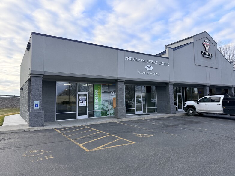 More Photos Of 2735 W Court St, Pasco General Retail For Lease