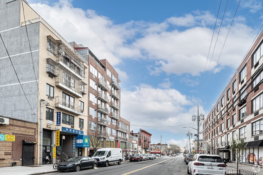 More Photos Of 949 60th St, Brooklyn Apartments For Sale