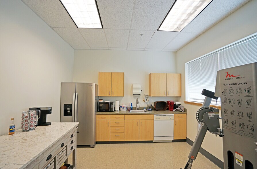 More Photos Of 1236-1240 Ahtanum Ridge Dr, Yakima Medical For Lease