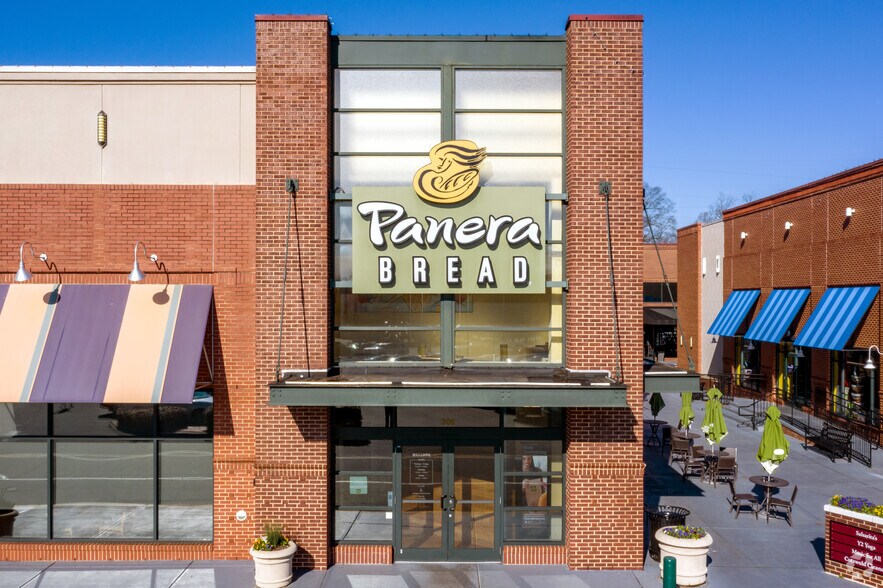 More Photos Of 282 S Sharon Amity Rd, Charlotte Unknown For Sale