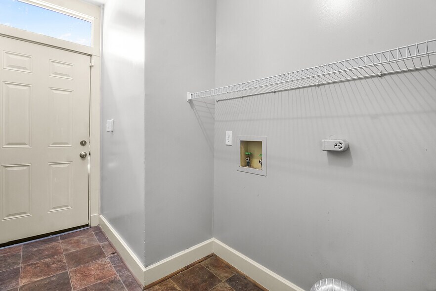 More Photos Of 301 E Henry St, Savannah Multifamily For Sale