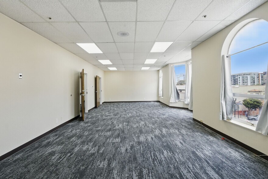 More Photos Of 301 Grand Ave, South San Francisco Office For Lease