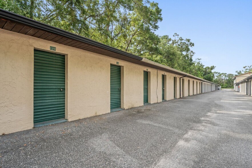 More Photos Of 16331 Cortez Blvd, Brooksville Self Storage For Sale