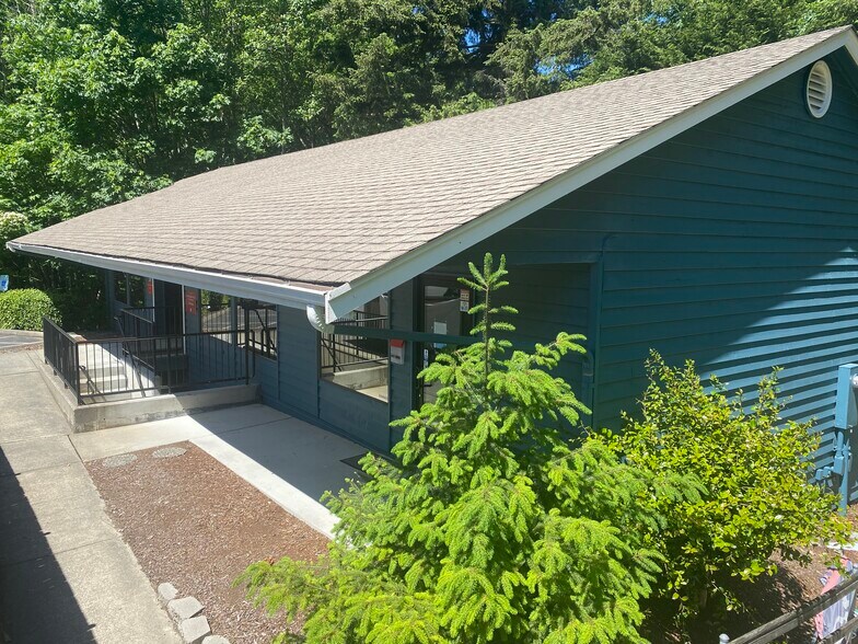 More Photos Of 5315 57th St NW, Gig Harbor Loft Creative Space For Sale