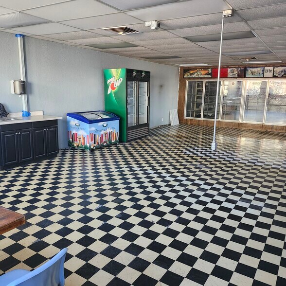 More Photos Of 35 Acoma Blvd S, Lake Havasu City Storefront Retail Office For Sale