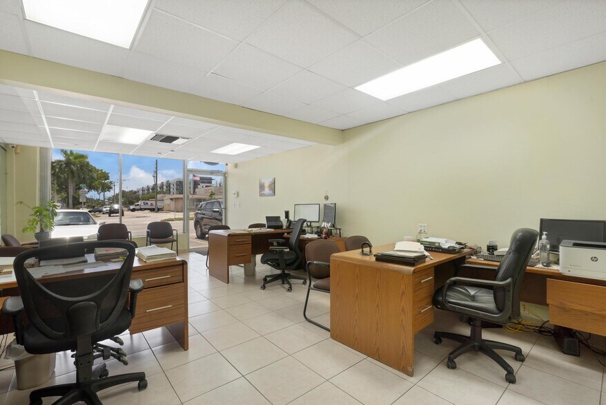 More Photos Of 6891 SW 40th St, Miami Storefront Retail Office For Sale