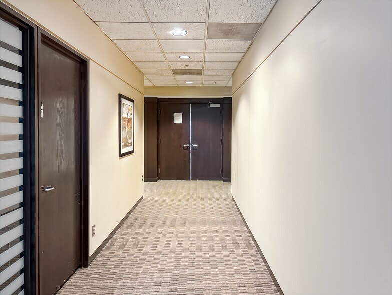 More Photos Of 245 First St, Cambridge Coworking Space