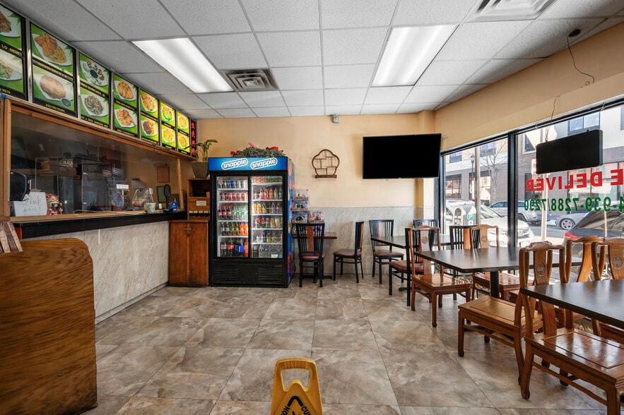 More Photos Of 168-180 N Main St, Port Chester Storefront Retail Office For Sale