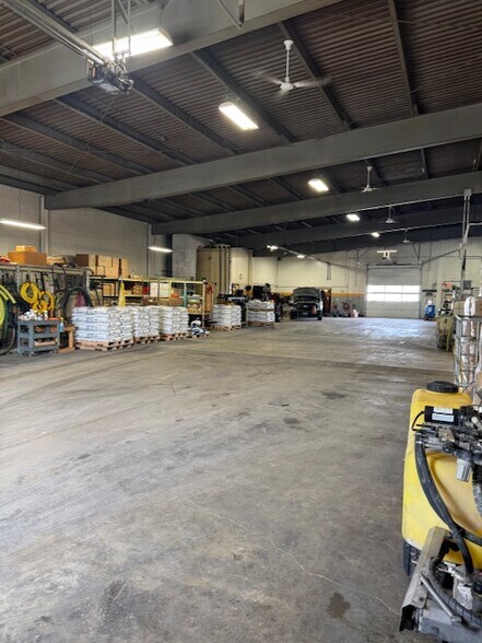 More Photos Of 8120 W Bradley Rd, Milwaukee Warehouse For Sale
