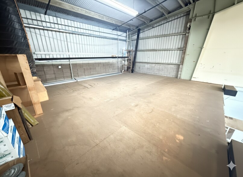 More Photos Of 401 Hookahi St, Wailuku Warehouse For Sale