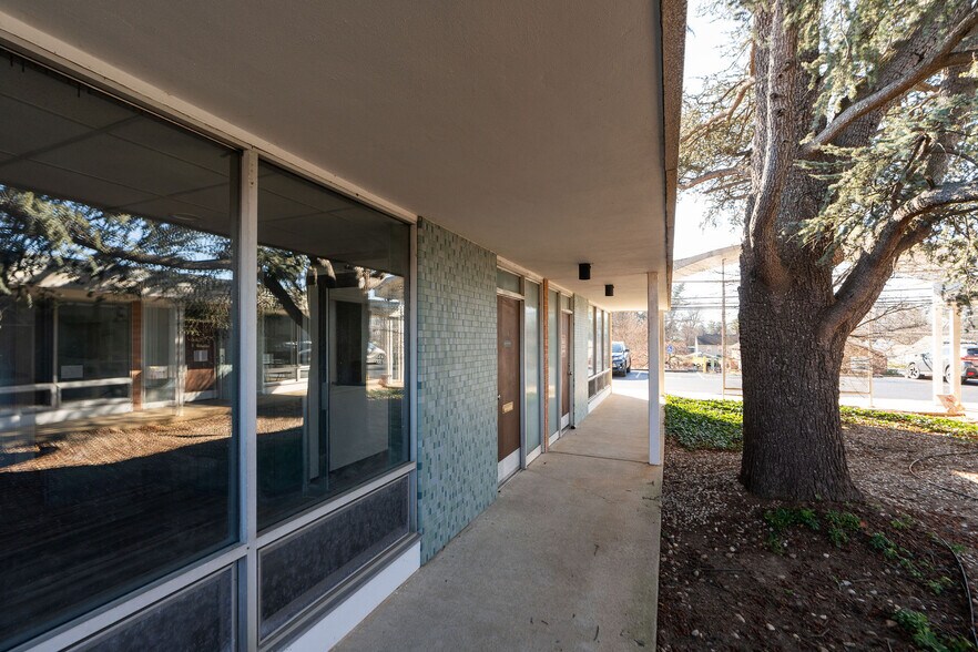 More Photos Of 1305 13th St, Waynesboro Medical For Sale