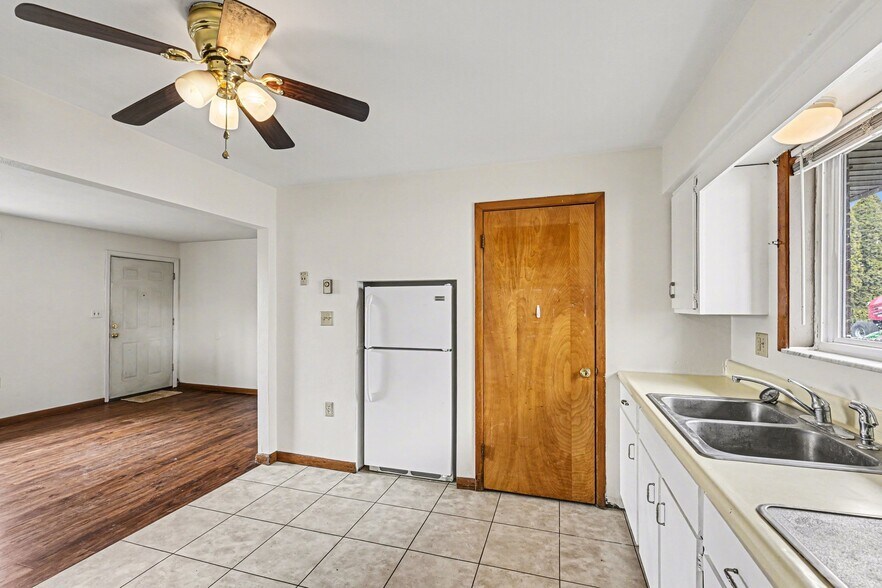 More Photos Of 234-236 High st, Fairborn Multifamily For Sale