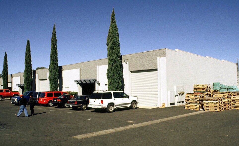 More Photos Of 11361 Sunrise Gold Cir, Rancho Cordova Warehouse For Sale