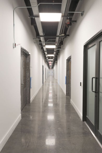 More Photos Of 10 County Center Rd, White Plains Office For Lease