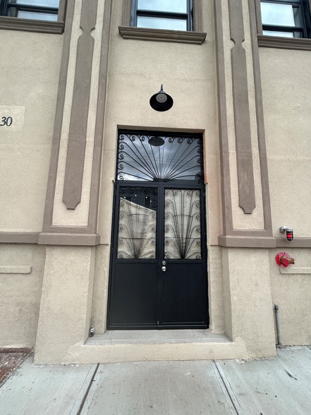 More Photos Of 24-30 Elm St, Paterson Religious Facility For Lease