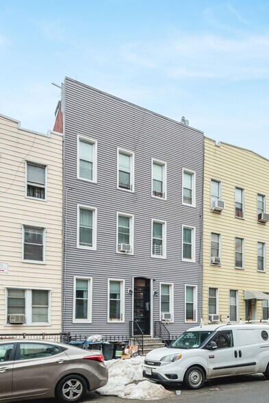 More Photos Of 247 Devoe St, Brooklyn Apartments For Sale
