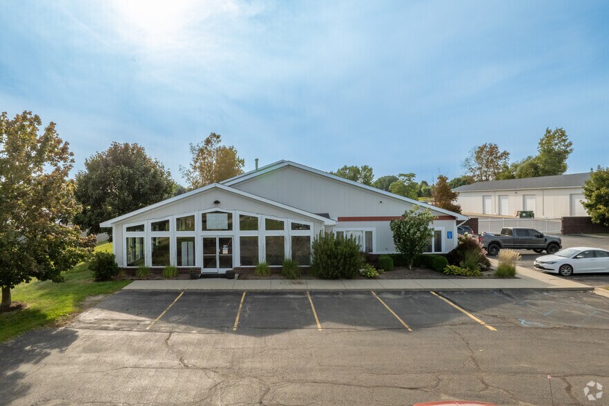 More Photos Of 4296 Van Dyke Rd, Almont Warehouse For Sale