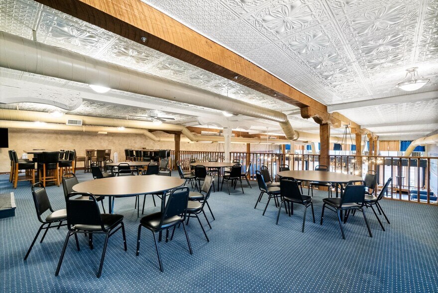 More Photos Of 100 N Texas St, De Leon Storefront Retail Office For Sale