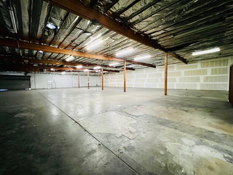 More Photos Of 1153 S Greenwood Ave, Montebello Manufacturing For Lease